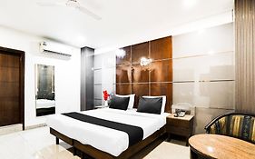 Hotel Grand Peepal Delhi